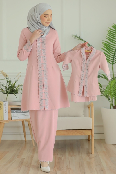 Kebaya Fatimah Budak Baby Pink